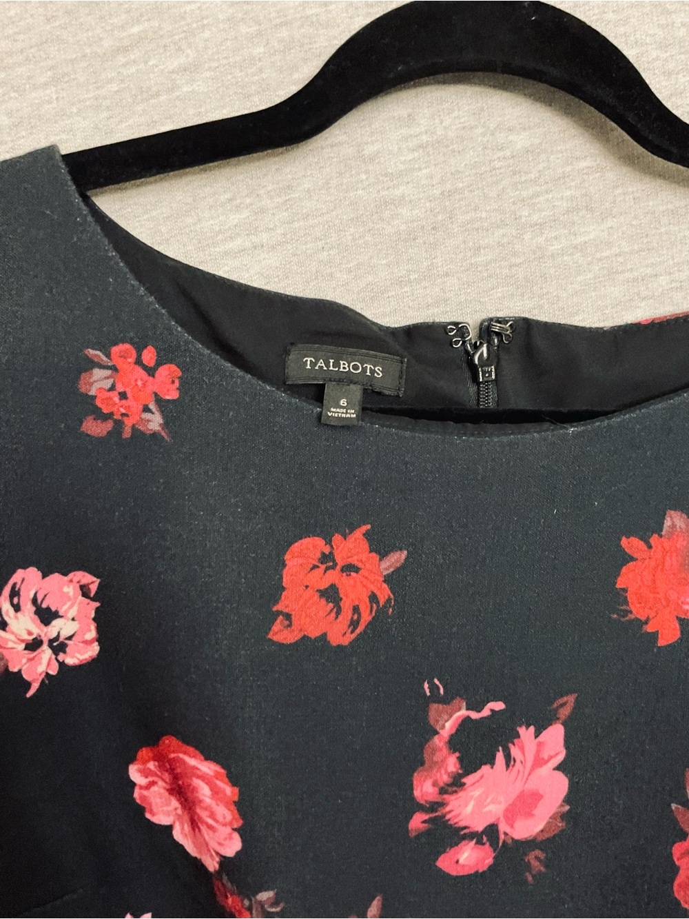 Talbots Elegant Black Floral Sheath Dress - Picture 4 of 4